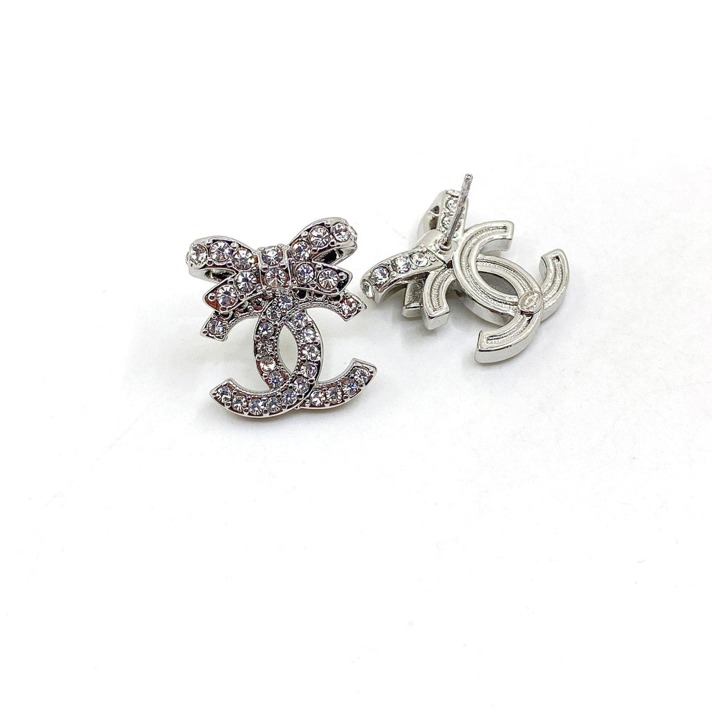 Chanel Strass Bow Stud 18K Gold Earrings