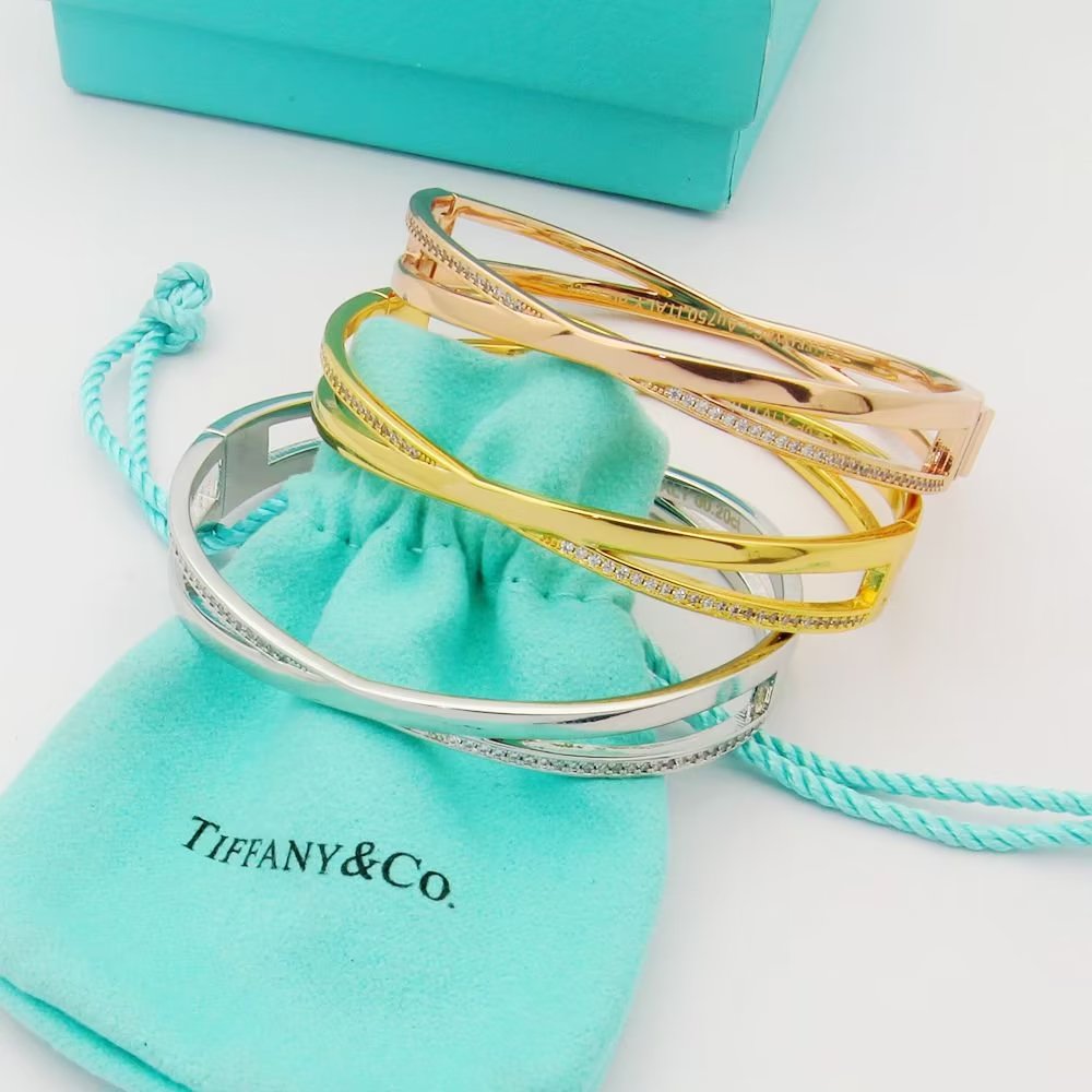 Tiffany Atlas x Narrow Hinged Bangle 18K Gold Bracelet