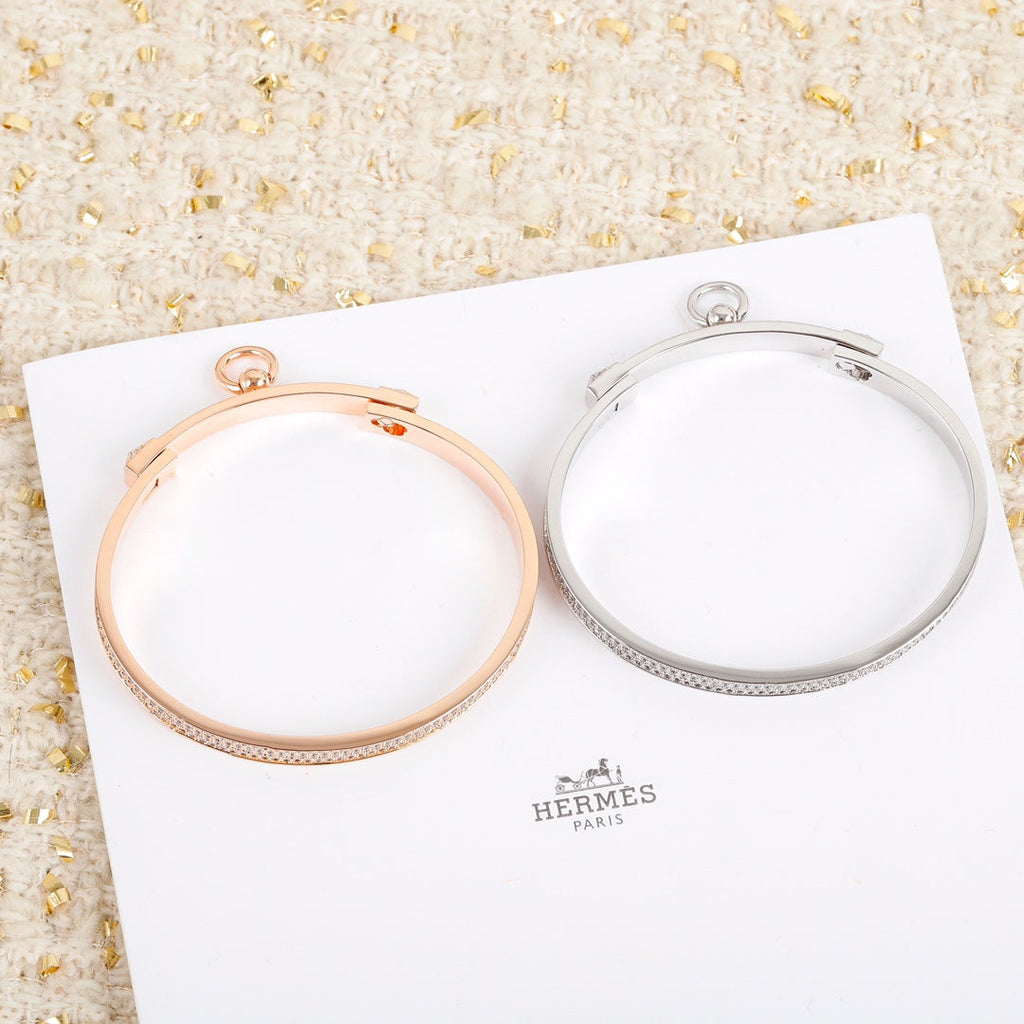 Hermes Collier De Chien Diamond 18K Gold Bracelet