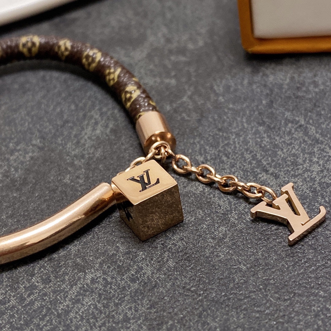 Louis Vuitton Dice 18K Gold Bracelet